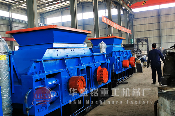 雙(shuang)齒輥破碎機圖(tu)片(pian)