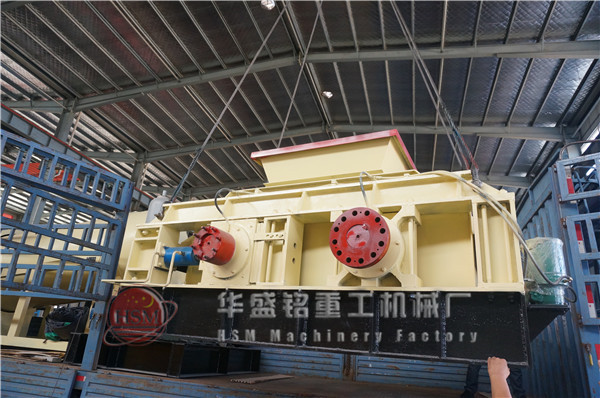 雙(shuang)齒(chi)輥(gun)破(po)碎機(ji)案例